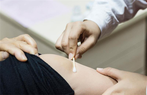 盐城53岁助孕中介：孕期鼻塞、流鼻涕怎么办？如何预防孕期感冒？